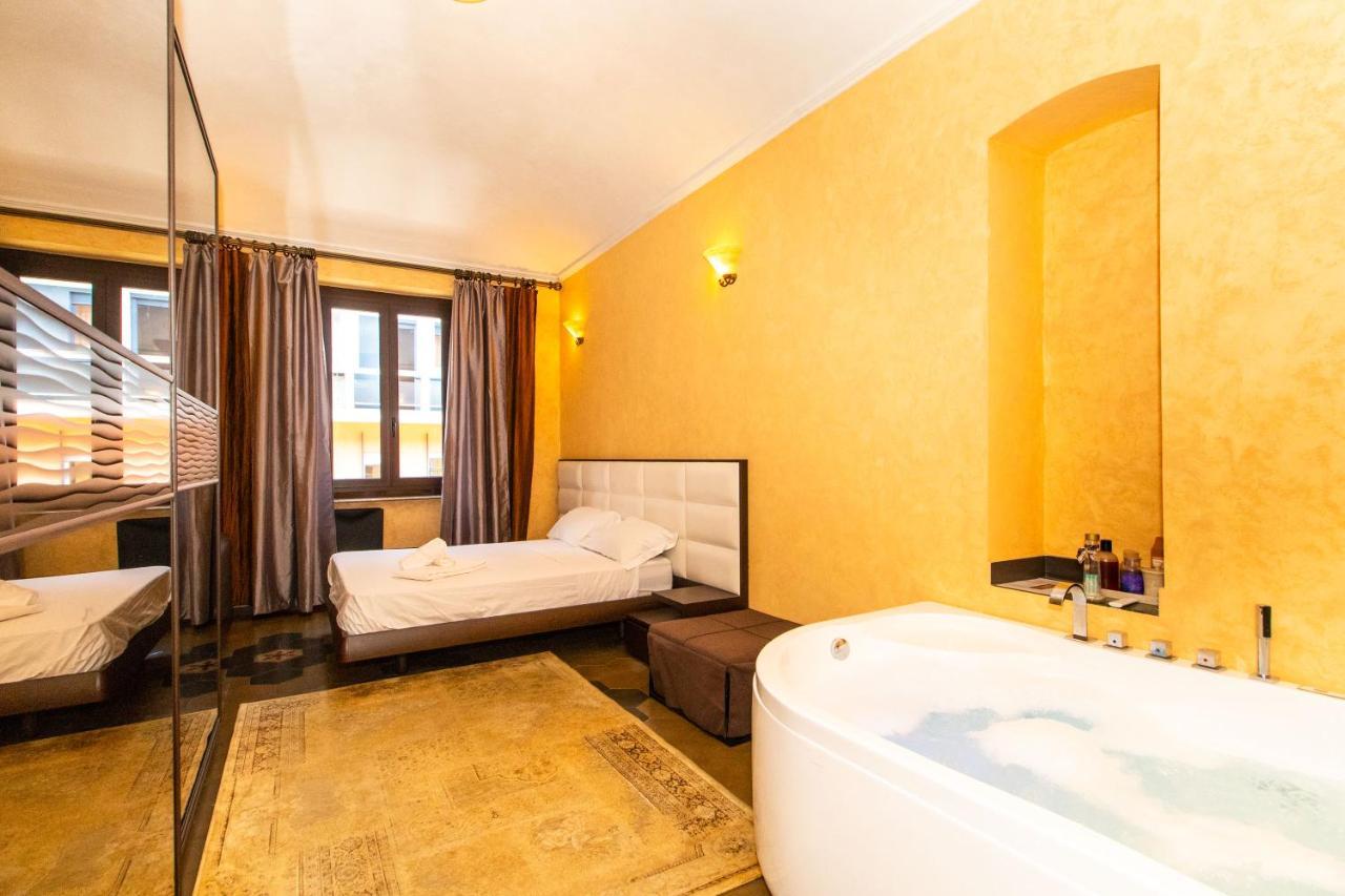 Borgo San Paolo Stylish Apt With Jacuzzi * Turín